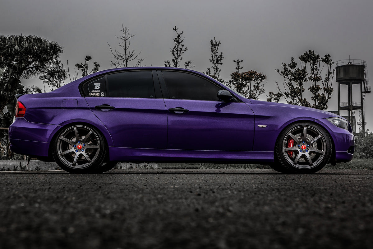 BMW 3 SERIES fitted with Makstton MST 710 wheels, installation view 1