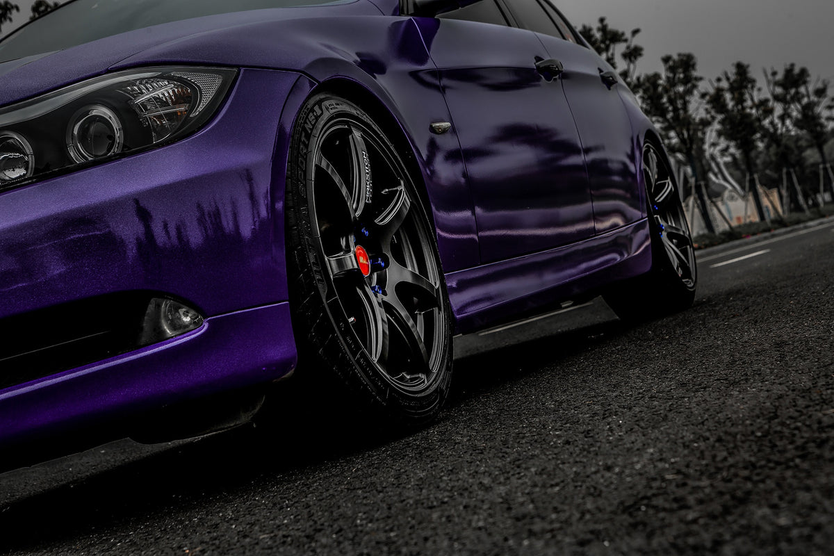 BMW 3 SERIES fitted with Makstton MST 710 wheels, installation view 4