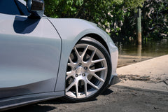 Corvette C8 fitted with Makstton FG RE07 front wheels and FG RE07 rear wheels, installation view 2
