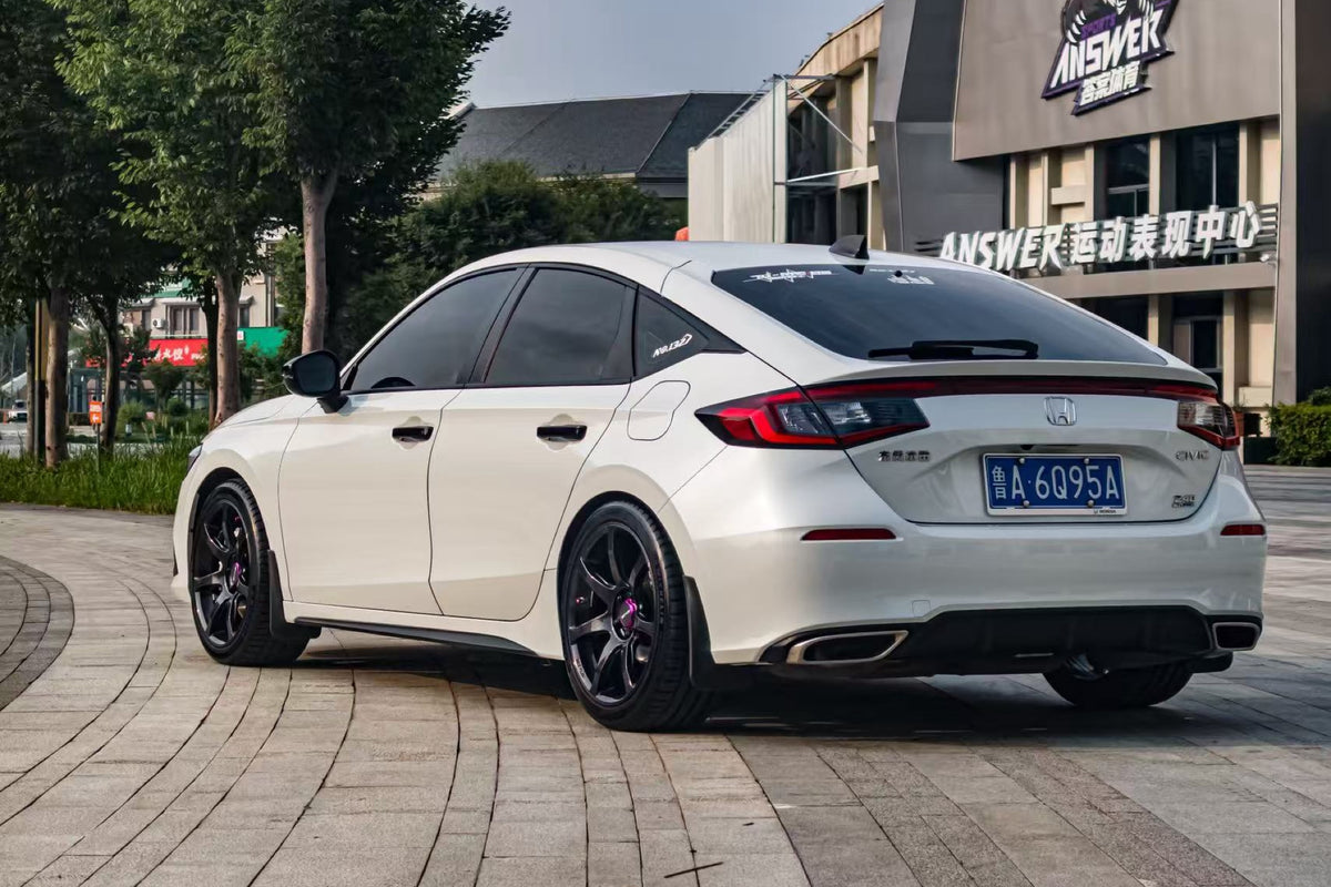 Honda Civic 11TH GEN fitted with Makstton FF MR7 wheels, installation view 5
