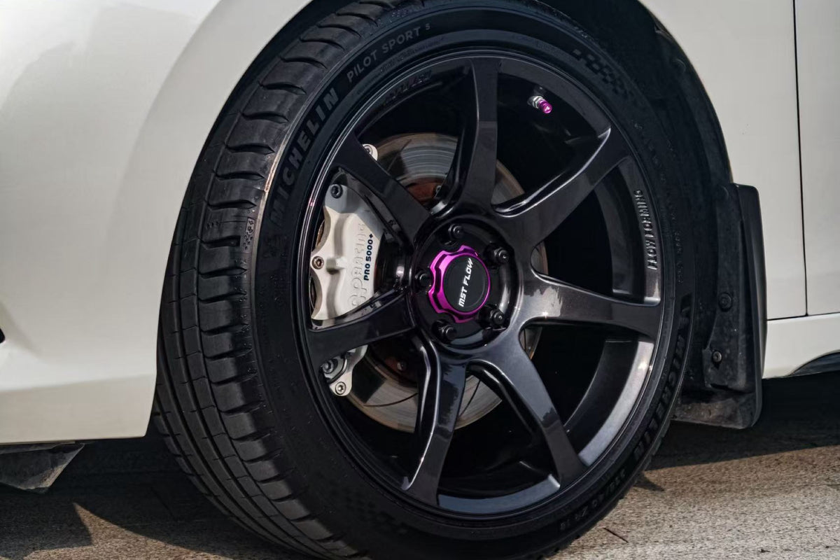 Honda Civic 11TH GEN fitted with Makstton FF MR7 wheels, installation view 6