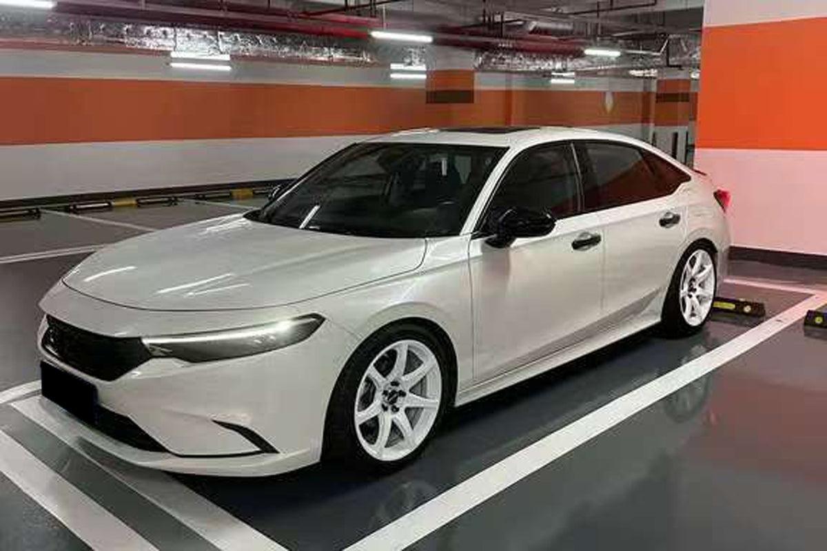 Honda INTEGRA fitted with Makstton FF MR7 wheels, installation view 2