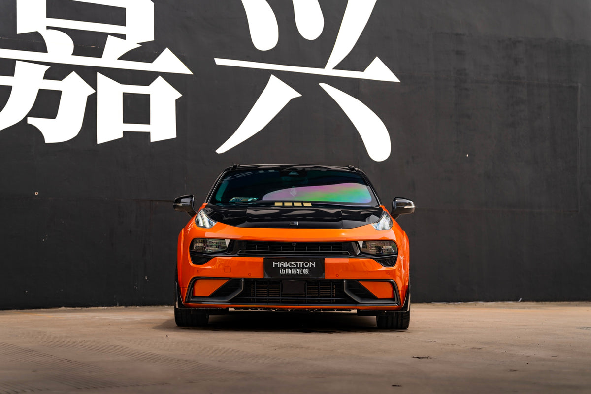 Lynk & Co 02 HATCHBACK fitted with Makstton FF CK70CE wheels, installation view 4