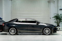 Lynk & Co 03 fitted with Makstton FF CK70CE wheels, installation view 1