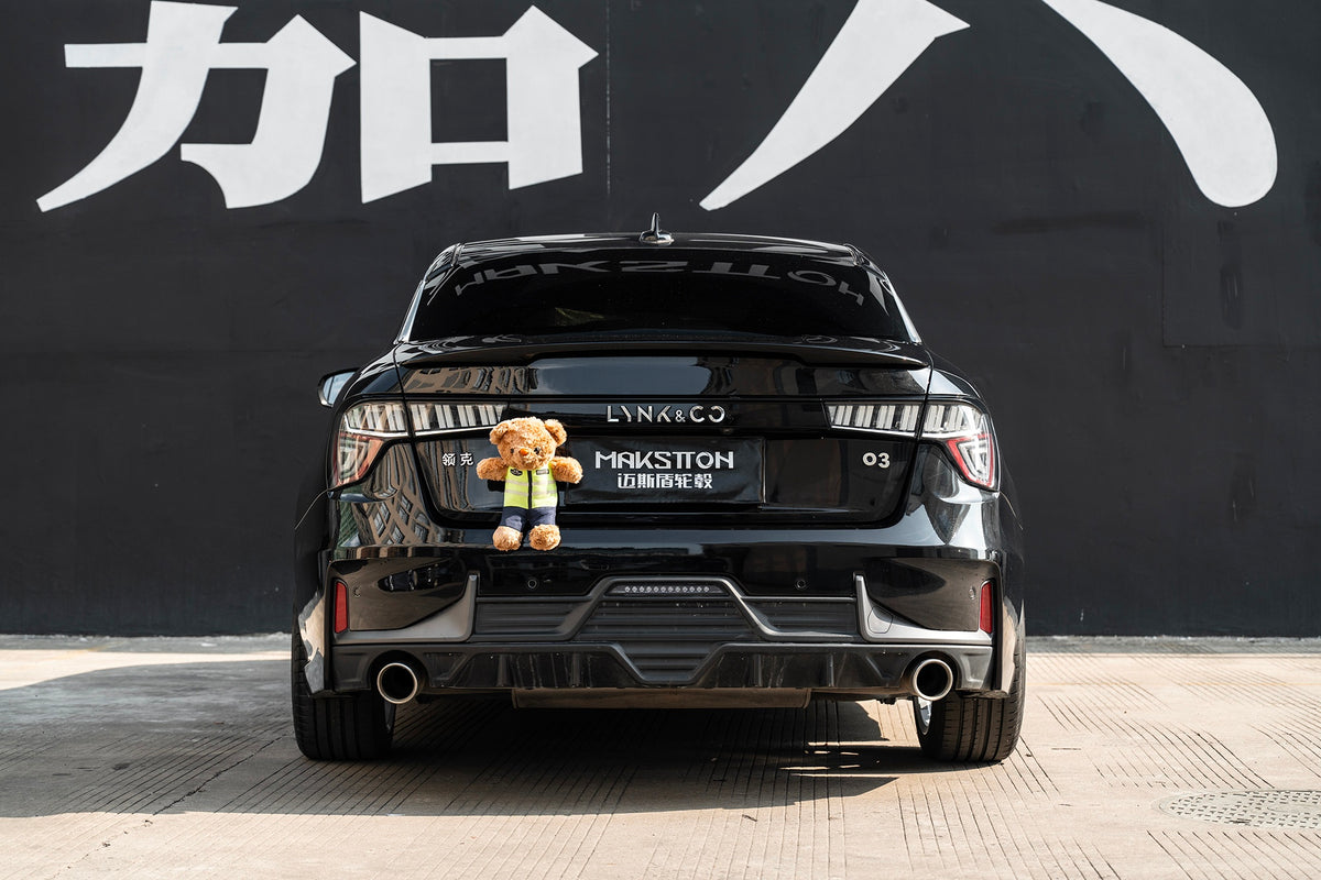 Lynk & Co 03 fitted with Makstton FF CK70CE wheels, installation view 5