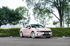 Lynk & Co 03 fitted with Makstton FF CK70CE wheels, installation view 2