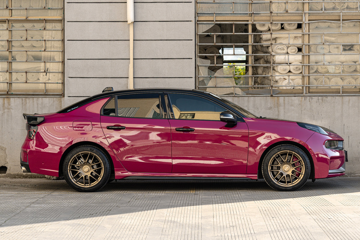 Lynk & Co 03 fitted with Makstton FF CK70CE wheels, installation view 3