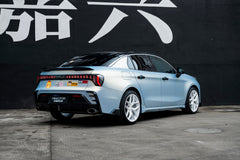 Lynk & Co 03 fitted with Makstton FF FK07 wheels, installation view 3