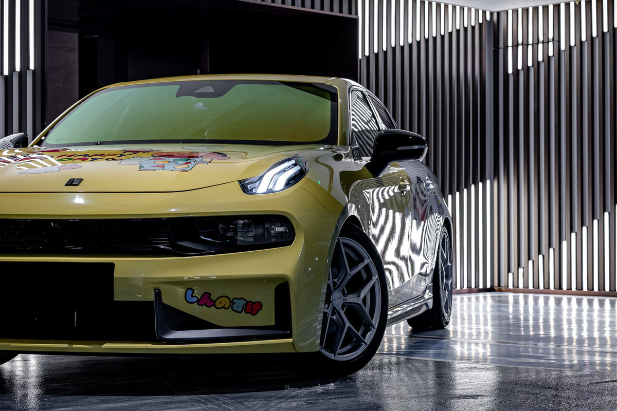 Lynk & Co 03 fitted with Makstton FF FK07 wheels, installation view 4
