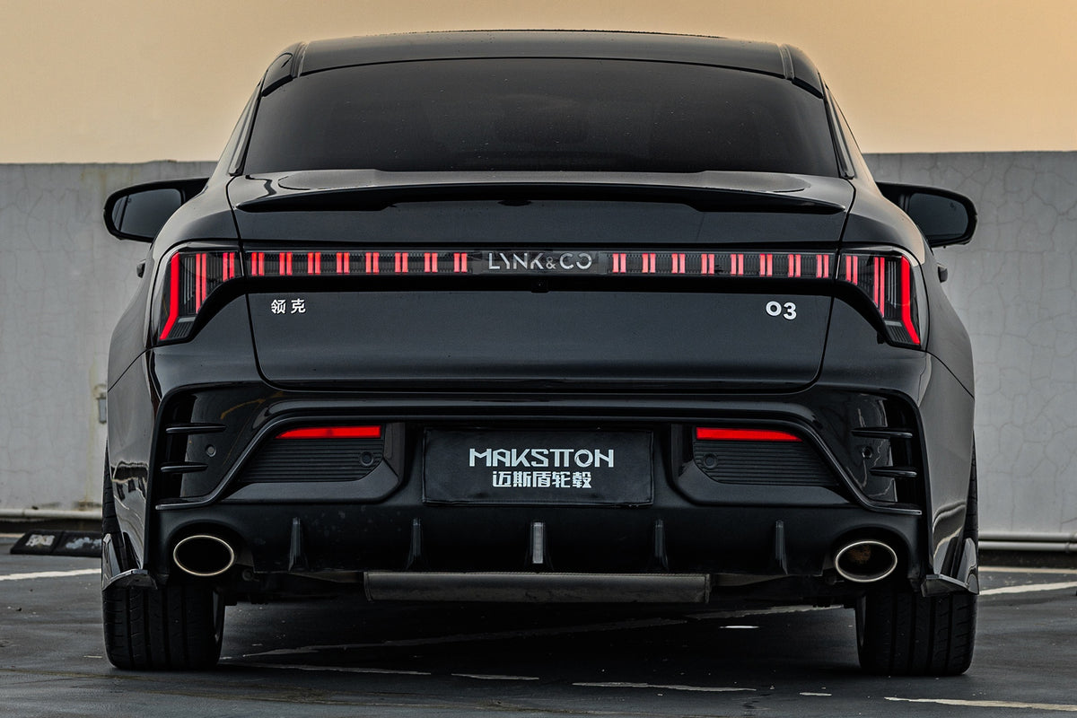 Lynk & Co 03 fitted with Makstton FF FK07 wheels, installation view 3