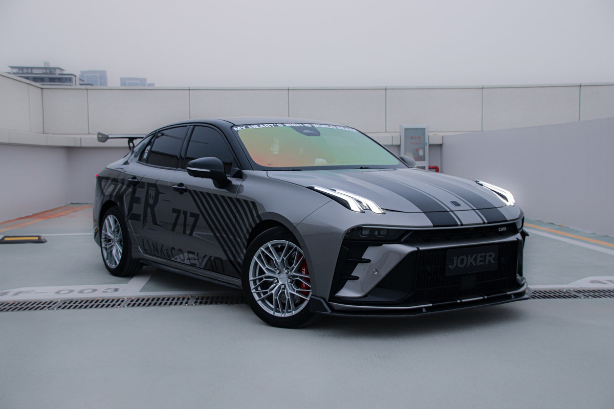 Lynk & Co 03 fitted with Makstton FF FK08 wheels, installation view 2