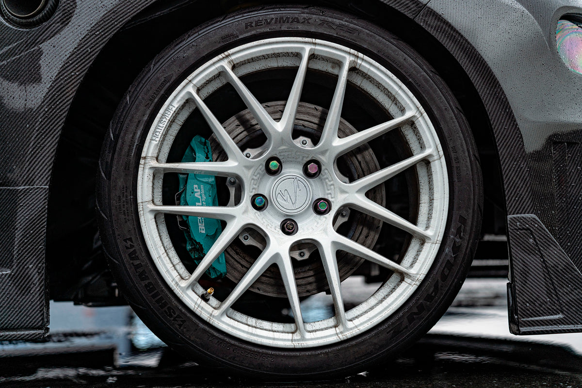 Lynk & Co 03 fitted with Makstton FG CK70 wheels, installation view 6