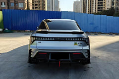 Lynk & Co 03 fitted with Makstton FG FK07 wheels, installation view 5