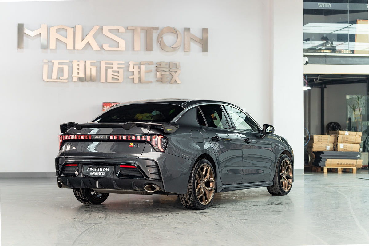 Lynk & Co 03 fitted with Makstton FG FK07RL wheels, installation view 4