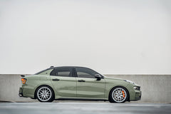 Lynk & Co 03 fitted with Makstton MST CK70 wheels, installation view 1