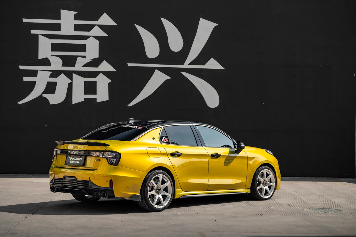 Lynk & Co 03+ fitted with Makstton FF MR7 wheels, installation view 3