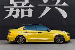 Lynk & Co 03+ fitted with Makstton FG FK07RL wheels, installation view 1