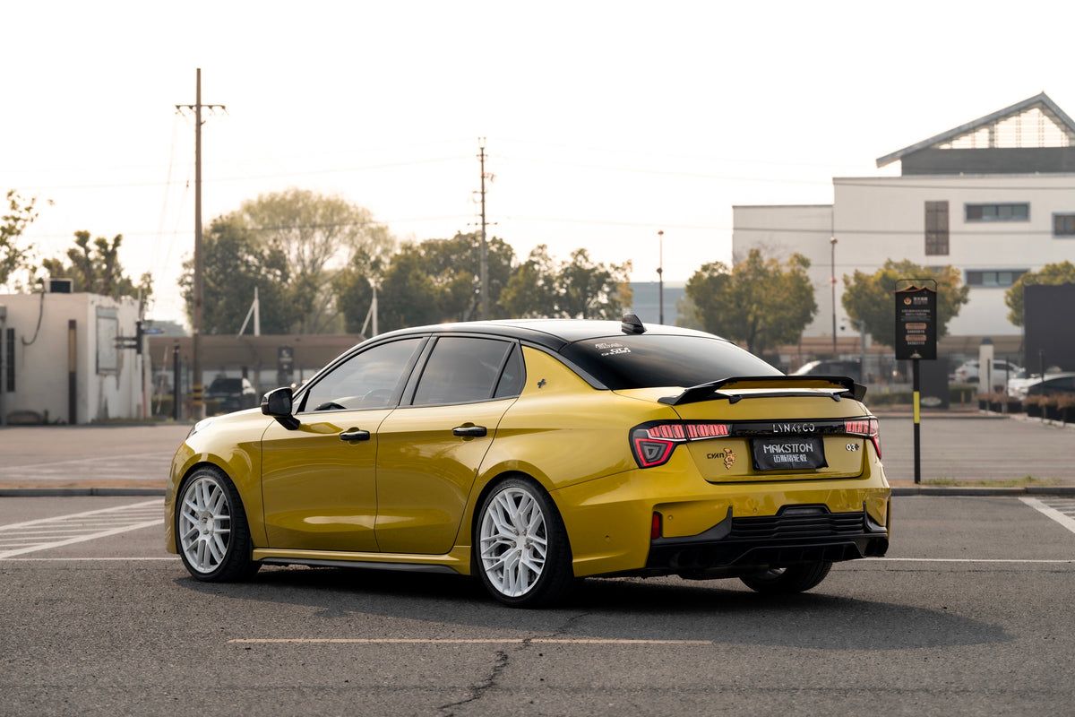 Lynk & Co 03+ fitted with Makstton MST CK70 wheels, installation view 3