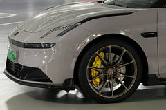 Lynk & Co 10 EM-P fitted with Makstton FG FR9 wheels installation view 2