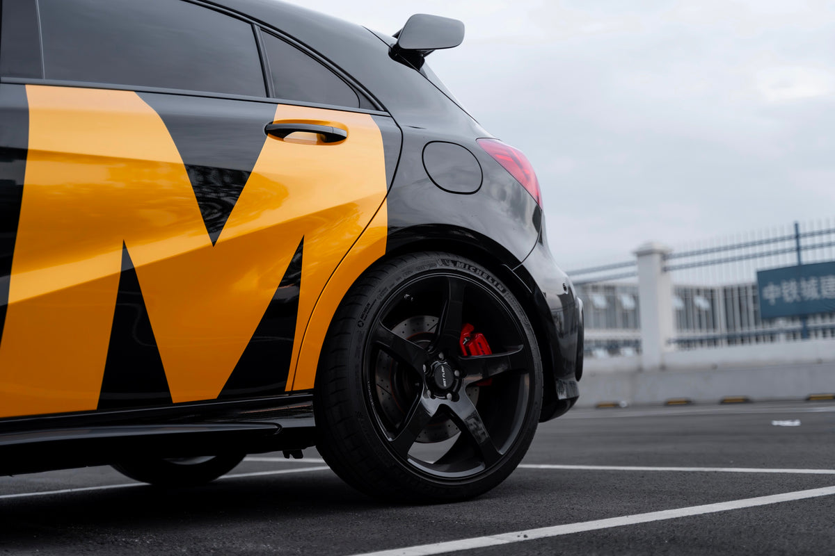 Mercedes-Benz A45 AMG fitted with Makstton FG MR5 wheels, installation view 6