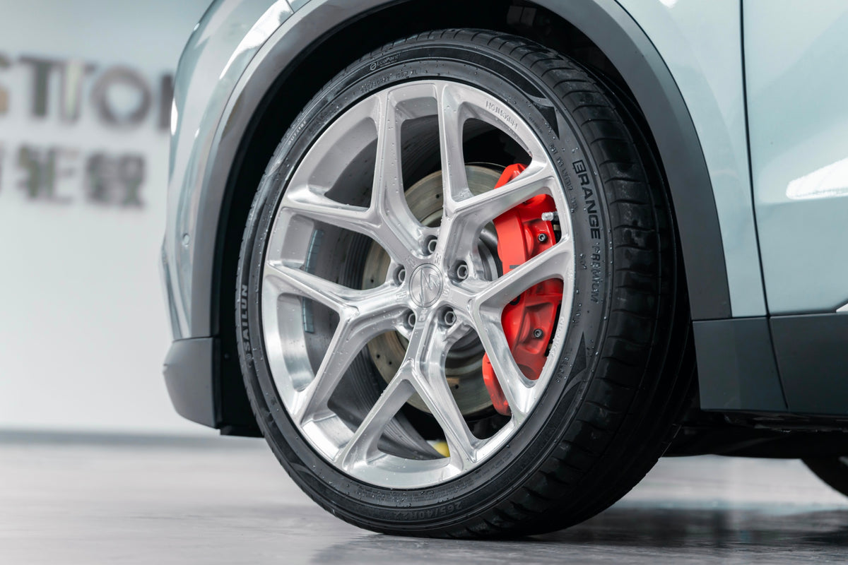NIO ES8 fitted with Makstton FG FK07R wheels, installation view 6