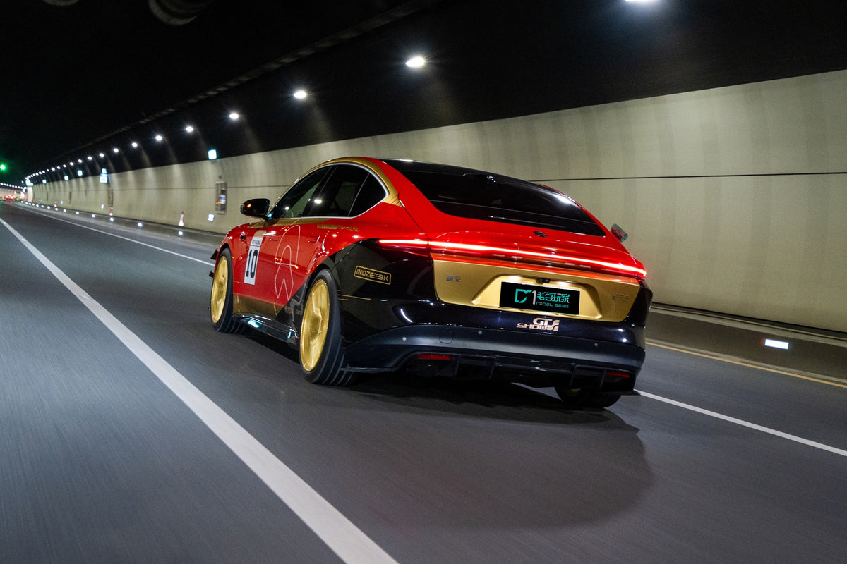 NIO ET5 fitted with Makstton FF FK07 wheels, installation view 5