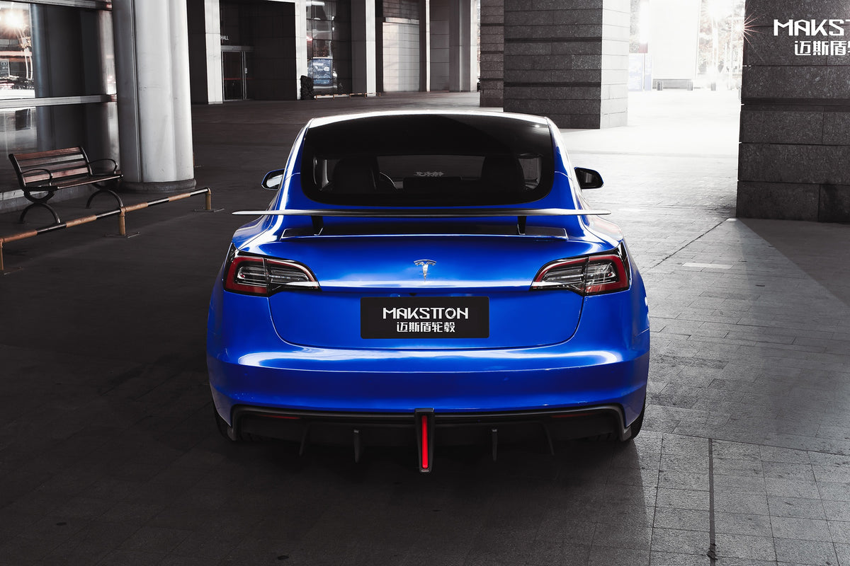 Tesla MODEL 3 fitted with Makstton FF 009 wheels, installation view 4