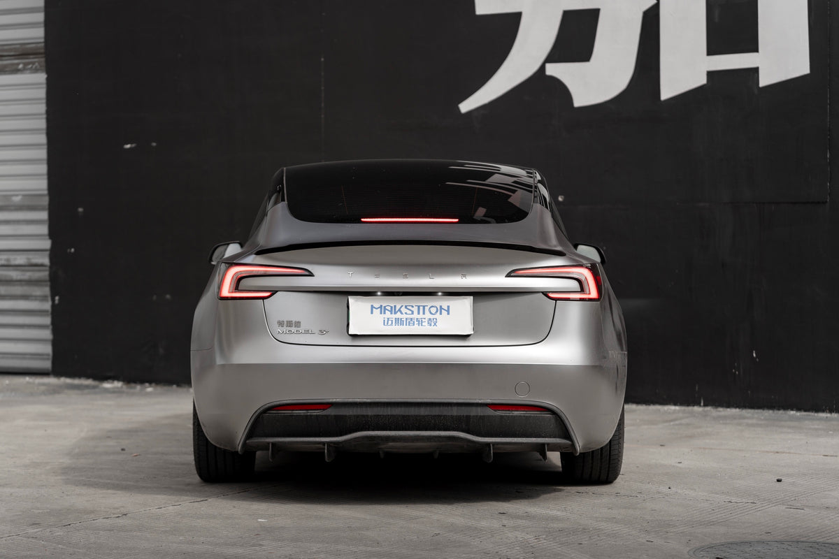 Tesla MODEL 3 fitted with Makstton FF 011 wheels, installation view 5