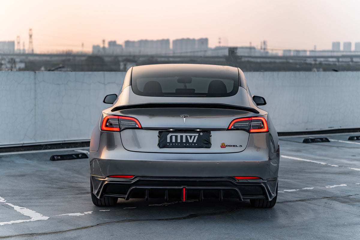 Tesla MODEL 3 fitted with Makstton FF FK07 wheels, installation view 5