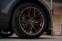 Tesla MODEL 3 fitted with Makstton FF FK08 wheels, installation view 5