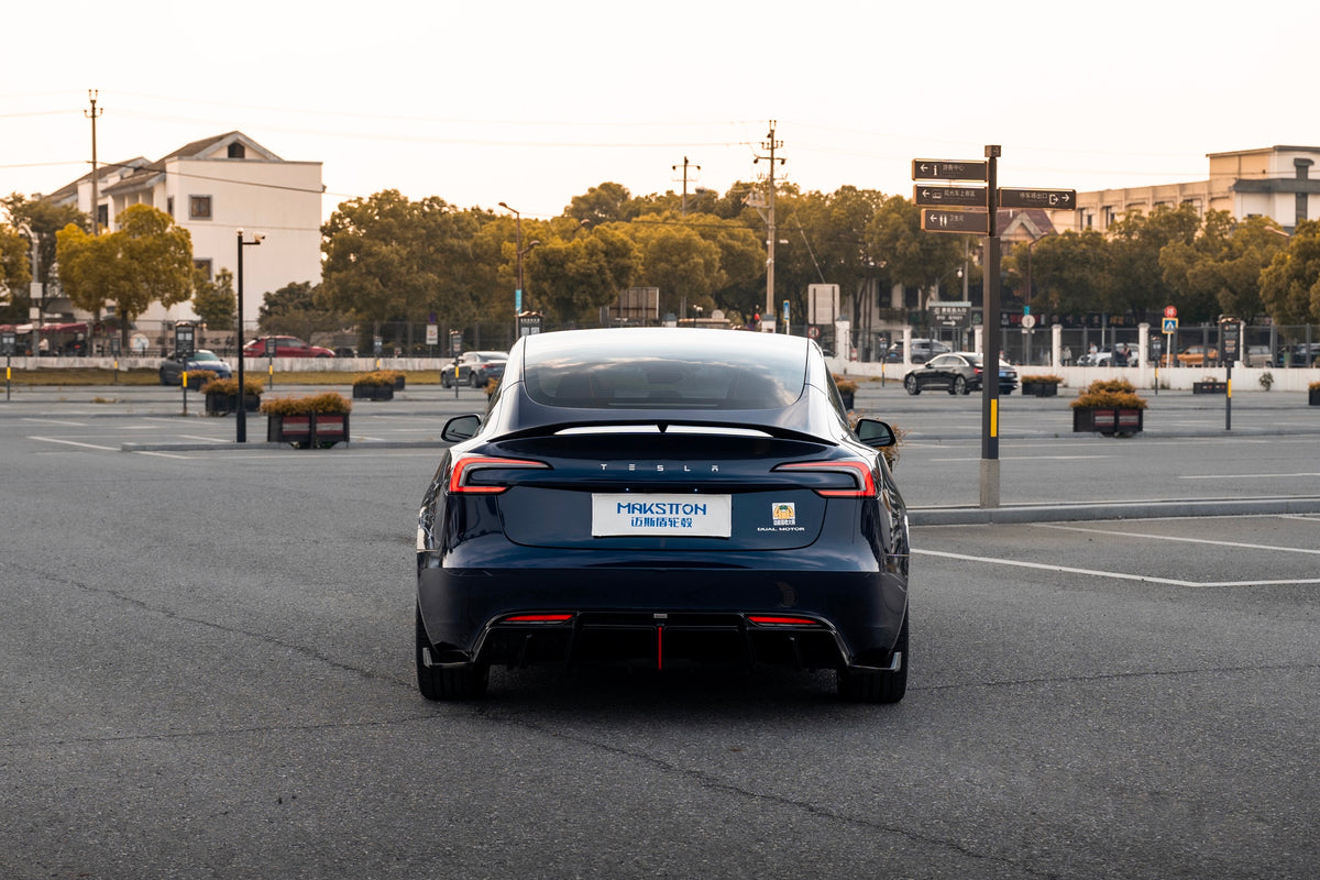 Tesla MODEL 3 fitted with Makstton FF MR7 MONO wheels, installation view 5