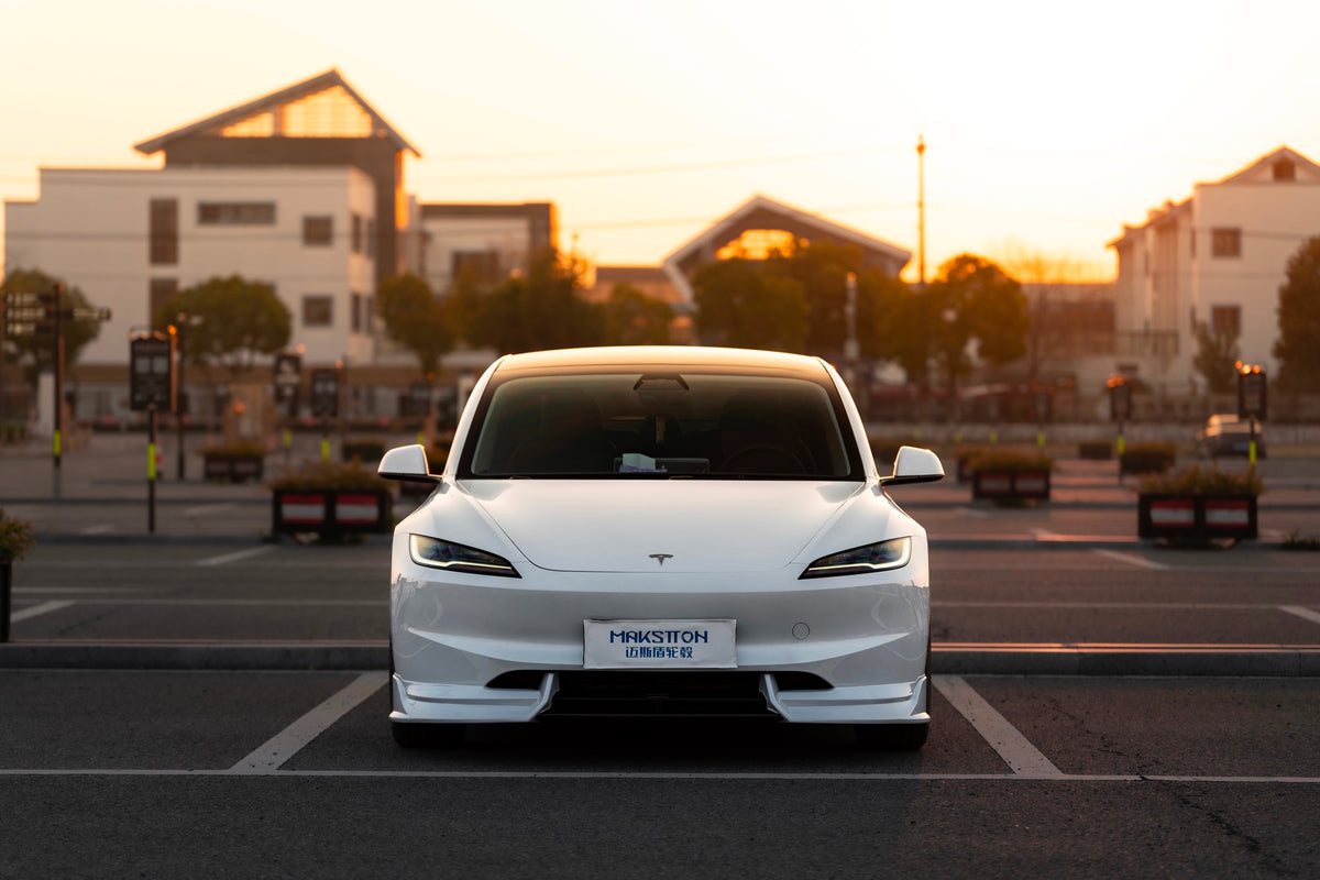 Tesla MODEL 3 fitted with Makstton FF MR7 wheels, installation view 4