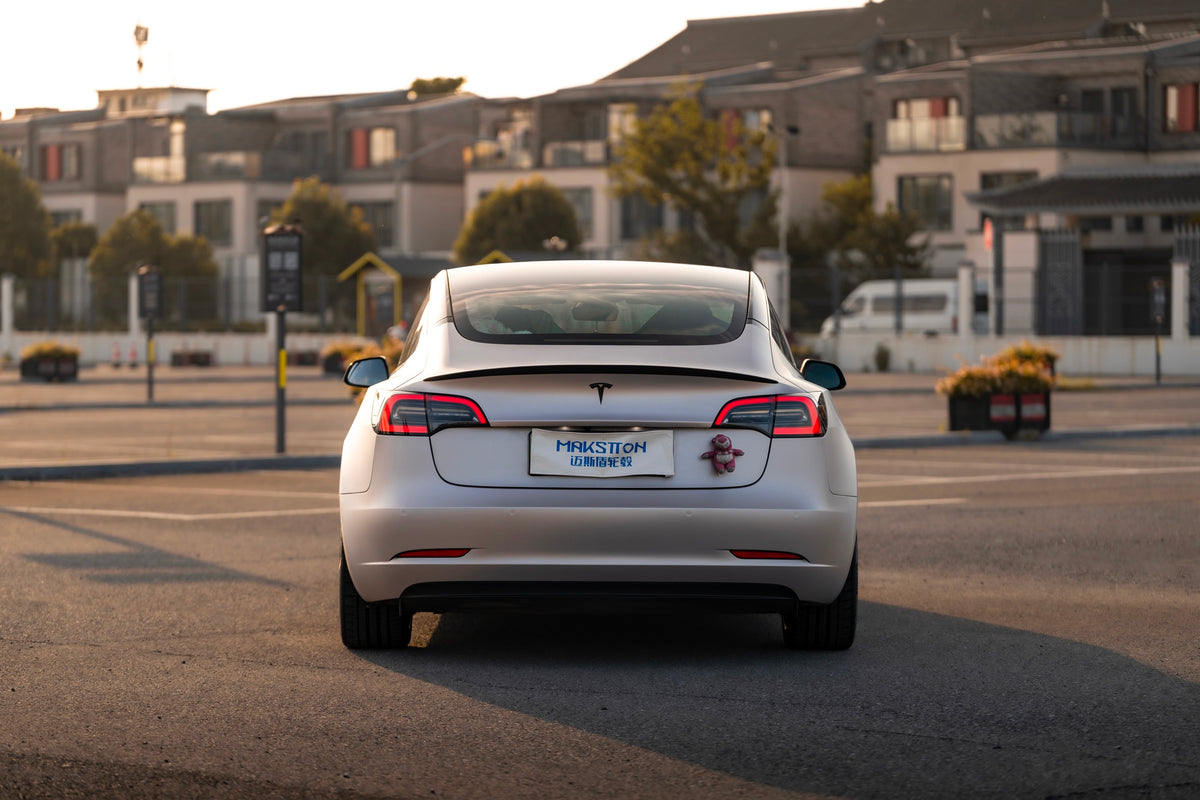 Tesla MODEL 3 fitted with Makstton FG MR7 MONO wheels, installation view 5