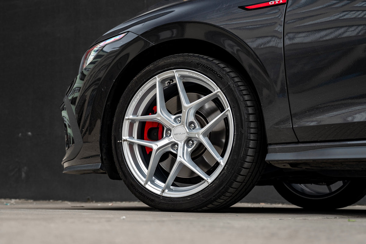 Volkswagen GOLF GTI 8TH GEN fitted with Makstton FF FK07 wheels, installation view 6
