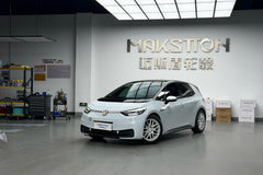 Volkswagen ID.3 fitted with Makstton FF CK70 wheels installation view 3