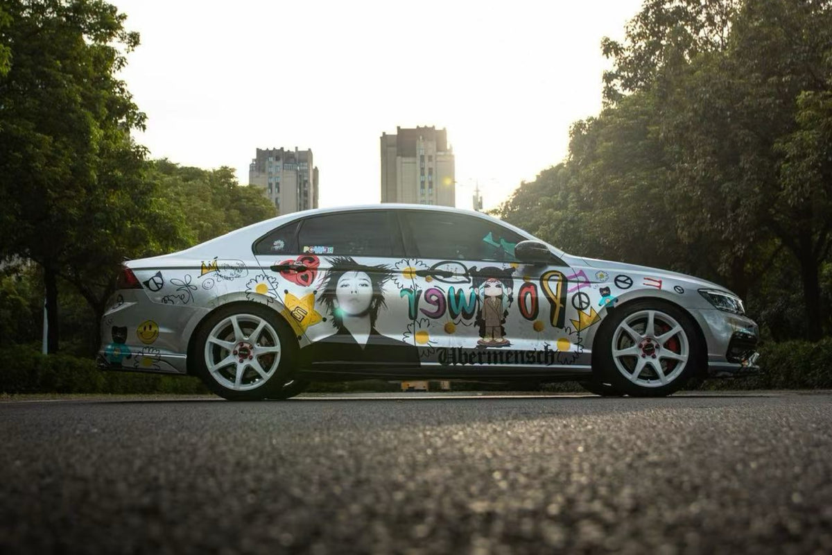 Volkswagen Lamando fitted with Makstton FF MR7 wheels, installation view 1