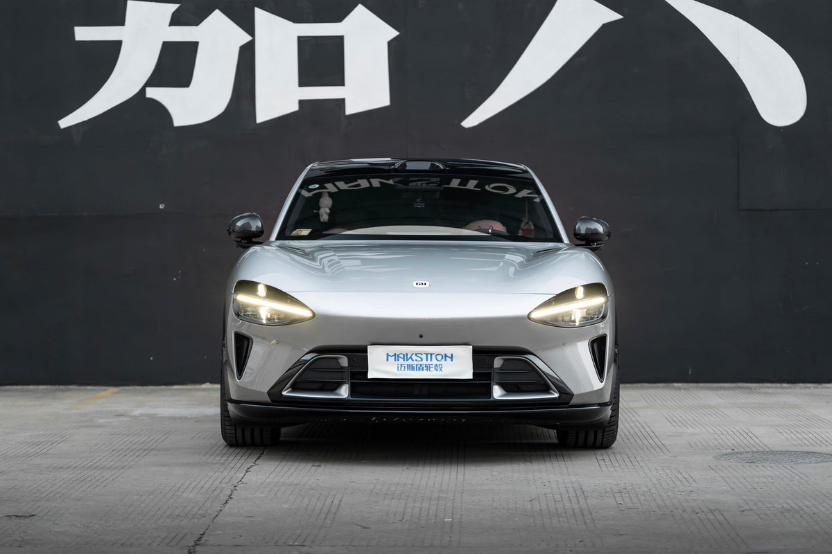 Xiaomi YU7 fitted with Makstton FG FK07R wheels, installation view 4