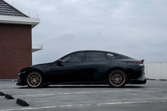Xpeng P7 fitted with Makstton FF FK08 wheels, installation view 1