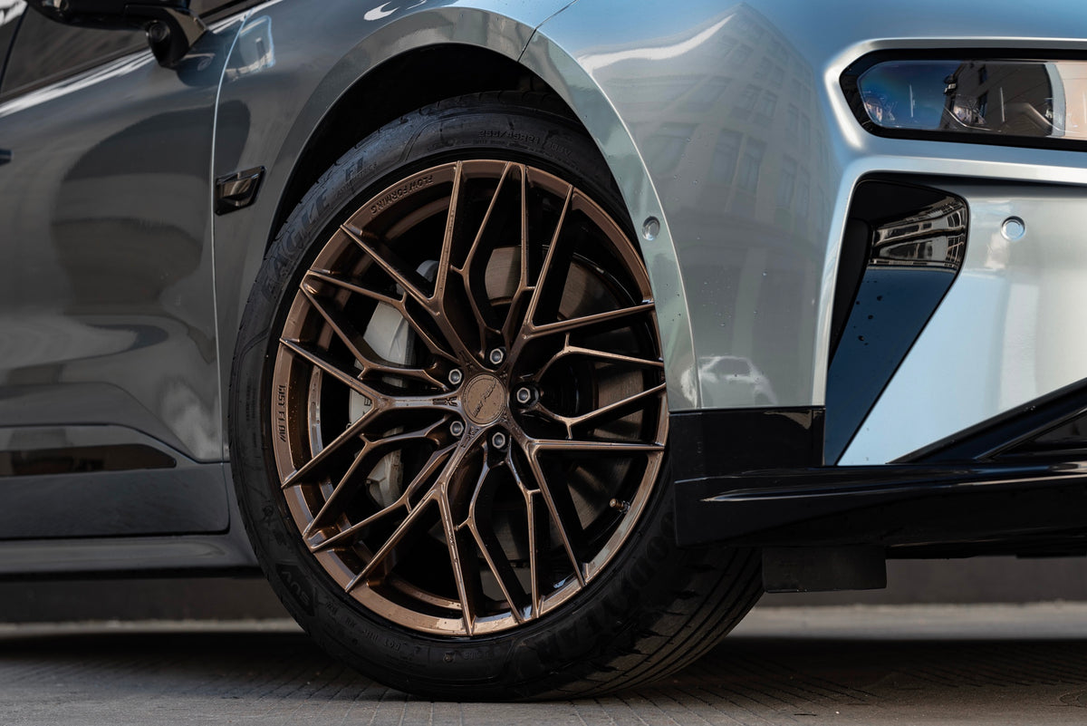 Zeekr 001 fitted with Makstton FF FK08 wheels, installation view 6