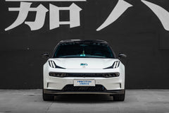 Zeekr 001 fitted with Makstton FF FK08 wheels, installation view 4