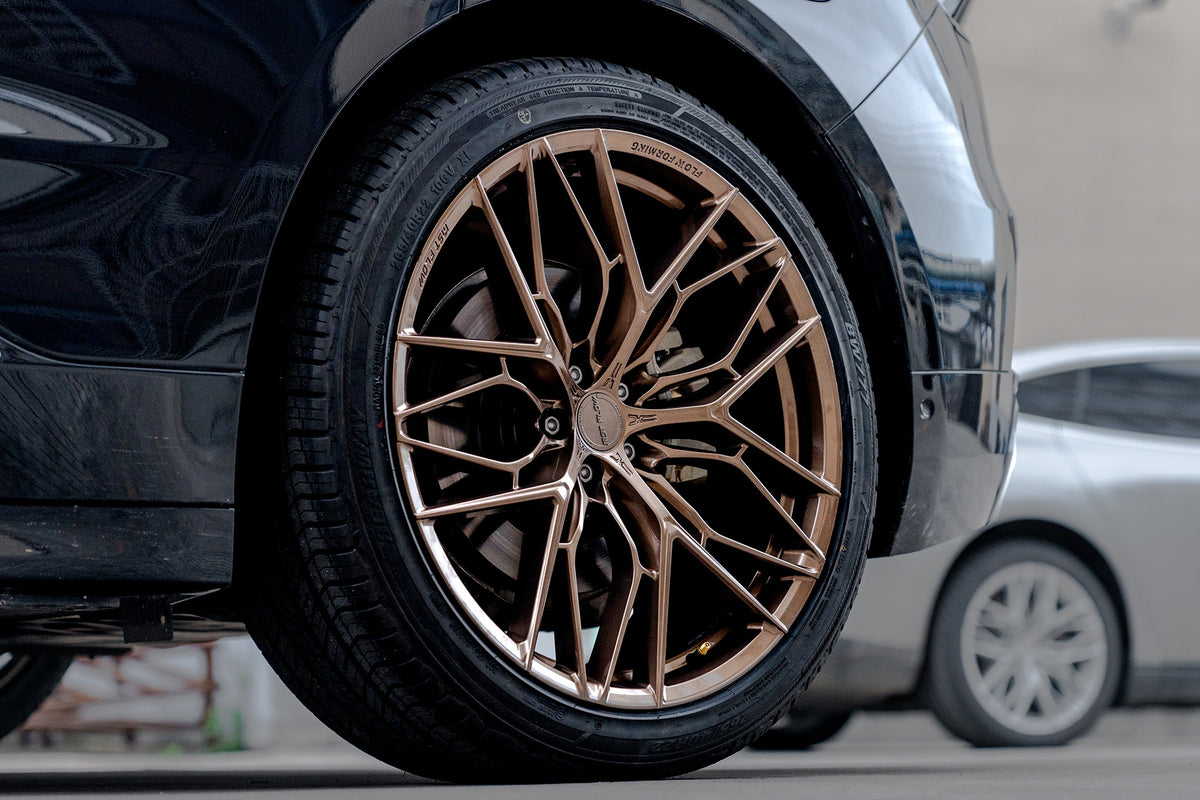 Zeekr 001 fitted with Makstton FF FK08 wheels, installation view 6