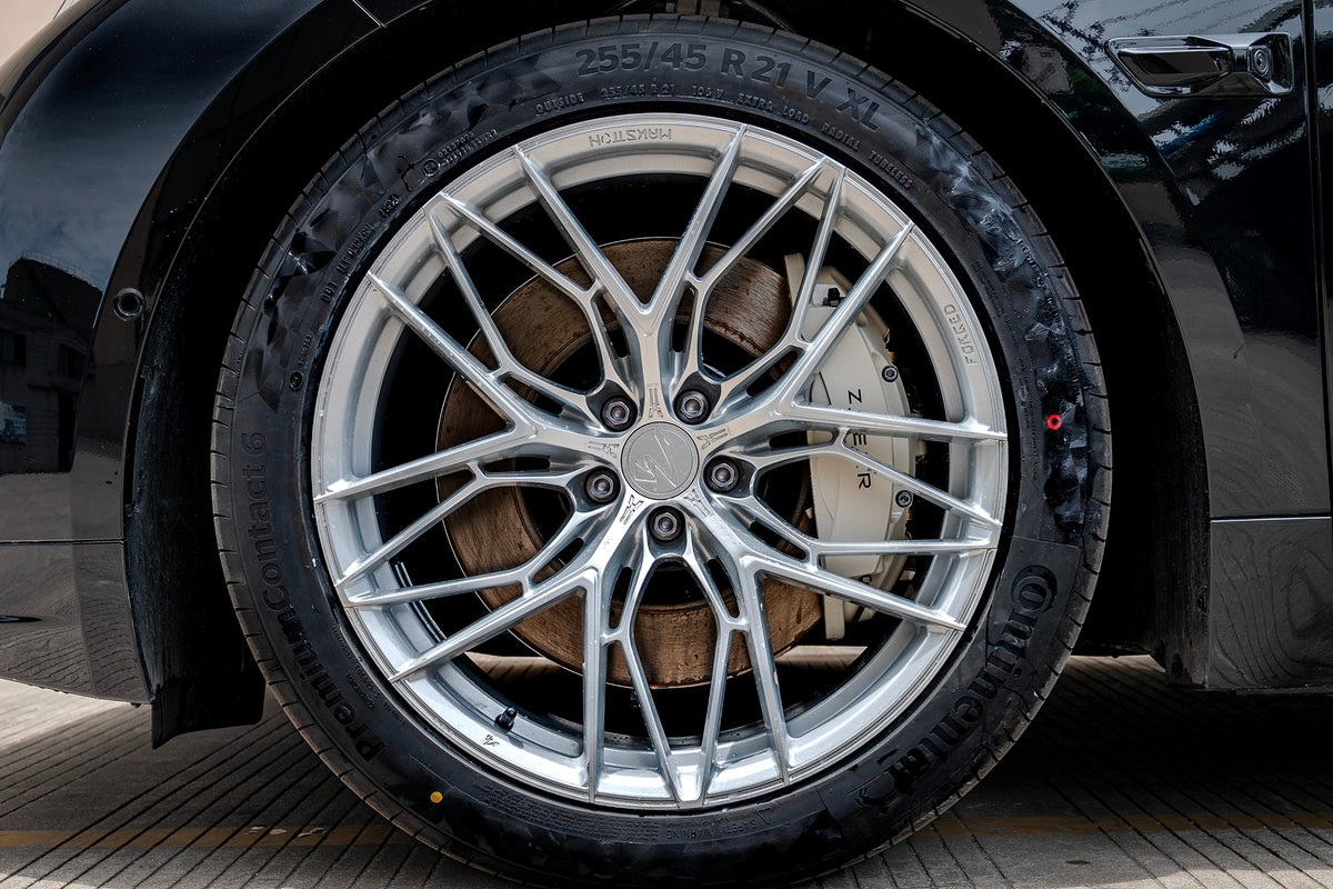 Zeekr 001 fitted with Makstton FG FK08 wheels, installation view 3