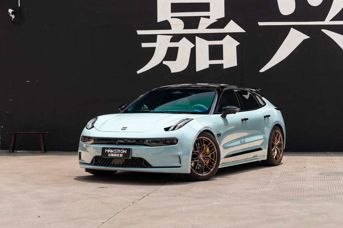 Zeekr 001 fitted with Makstton FG FK08 wheels, installation view 2